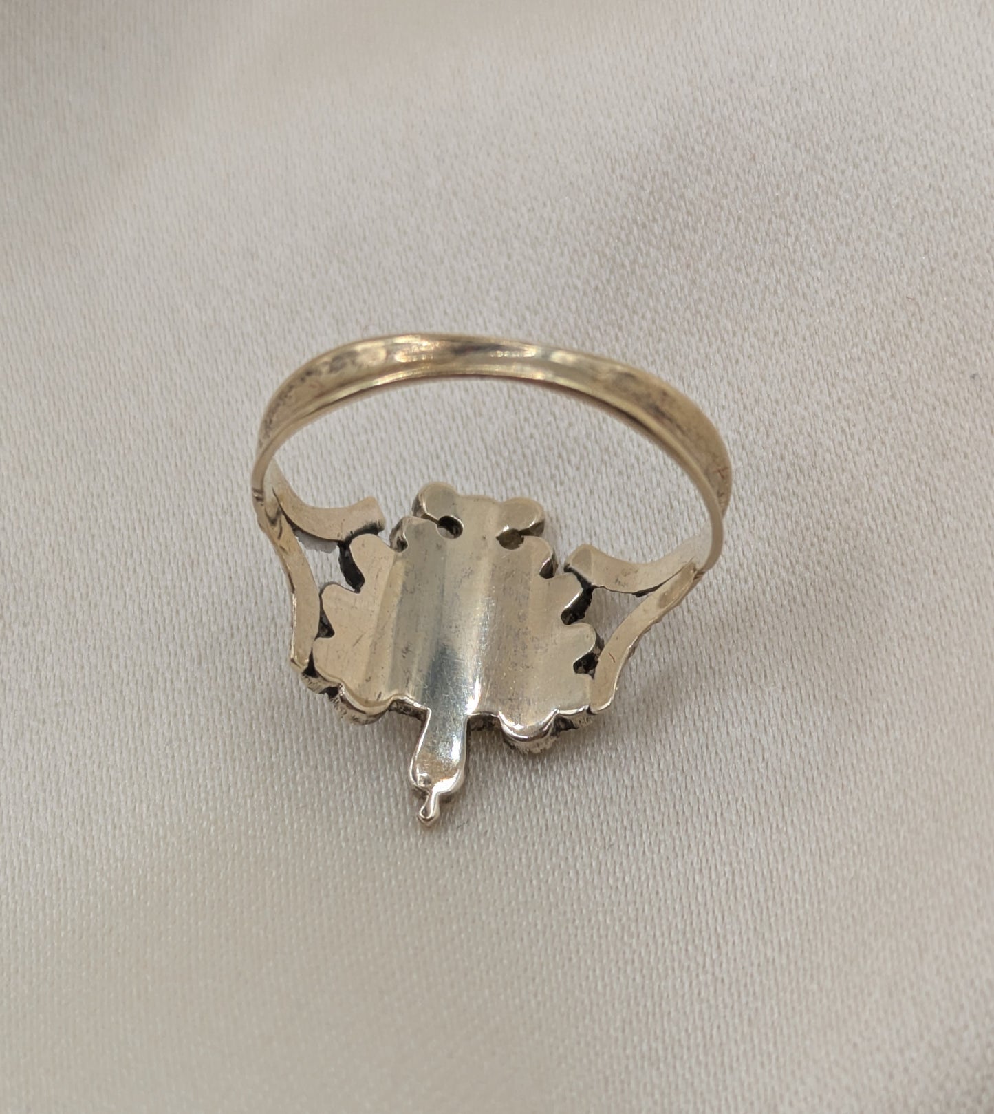 Beautiful circa 1840 Turquoise Pearl and Faceted Jet Gold Ring