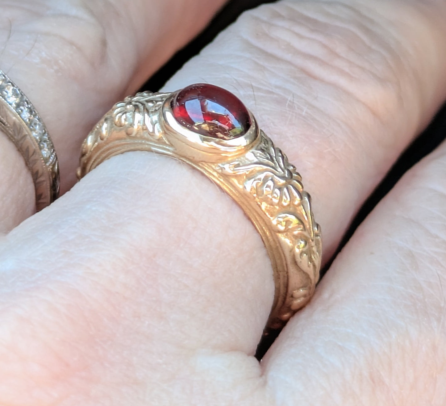 14k Gold Garnet Ring