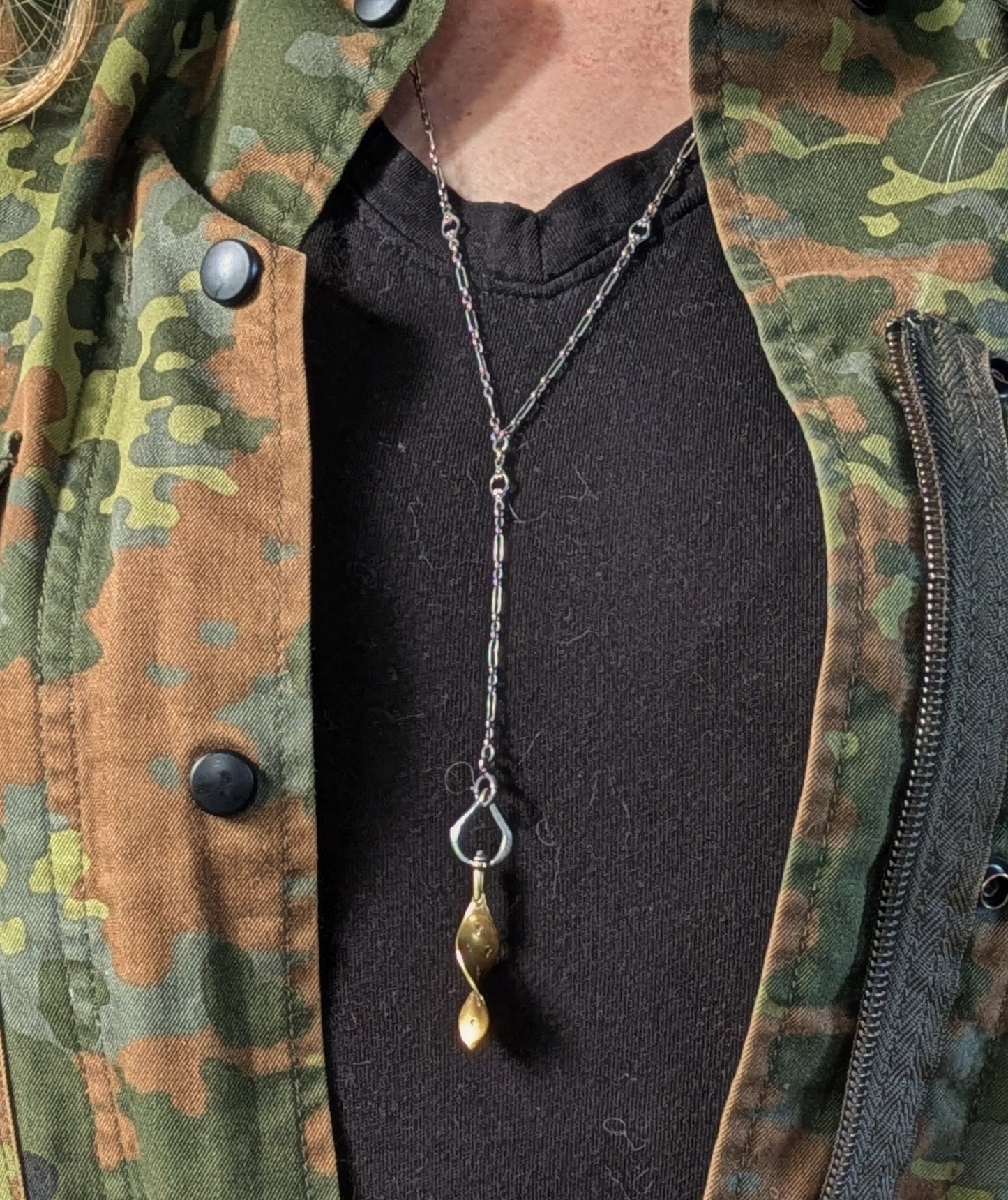Fabulous and unique 18k French hatpin conversion Pendant with diamonds set Ajoure