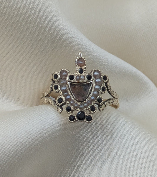 Georgian Urn Motif Memorial Ring