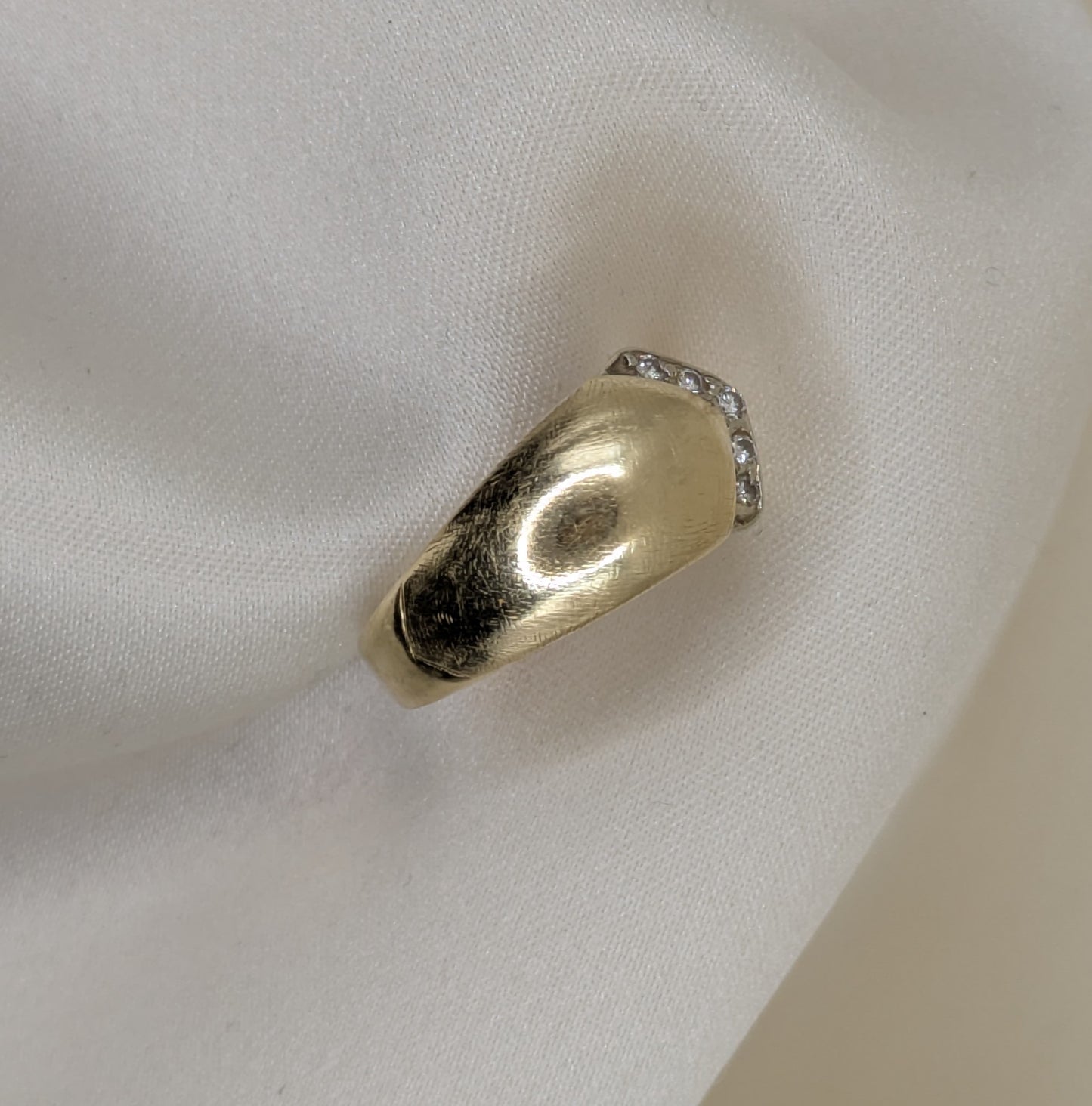 Retro 14k Gold Diamond Ring 5.89 grams size 7