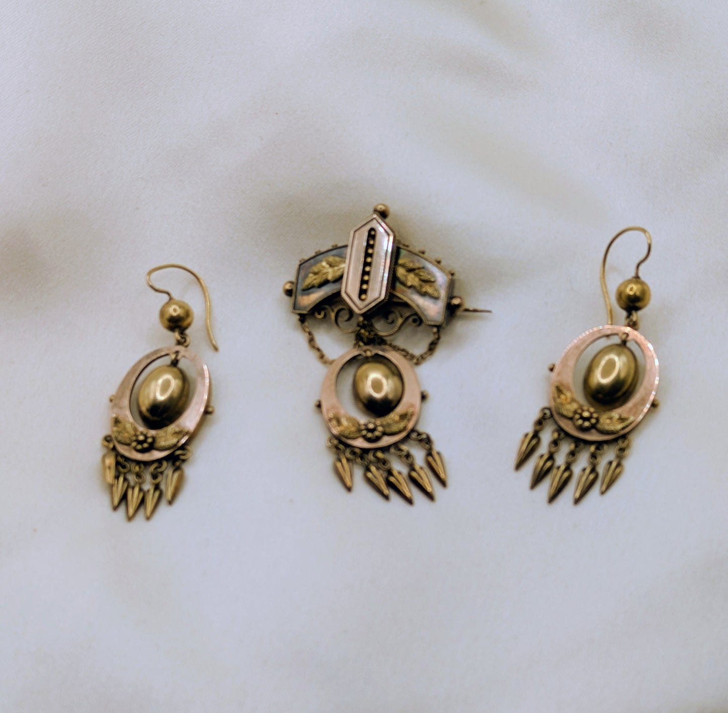 Victorian Demi Parure Earrings and Brooch 14k Yellow Gold with Green Gold Accents