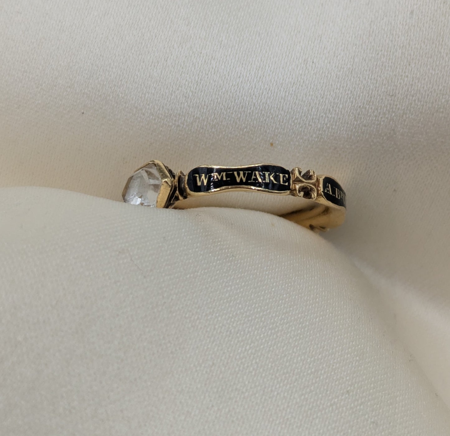 18th century Georgian Memento Mori Memorial Ring Commemorating William Wake, Archbishop of Canterbury, 1736