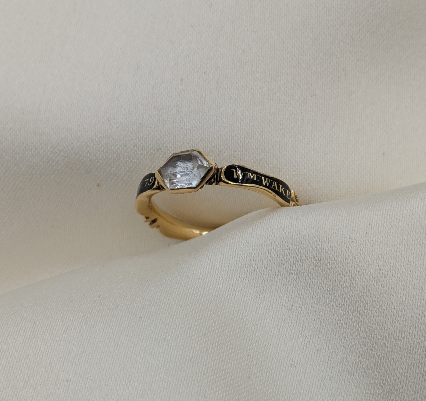 18th century Georgian Memento Mori Memorial Ring Commemorating William Wake, Archbishop of Canterbury, 1736