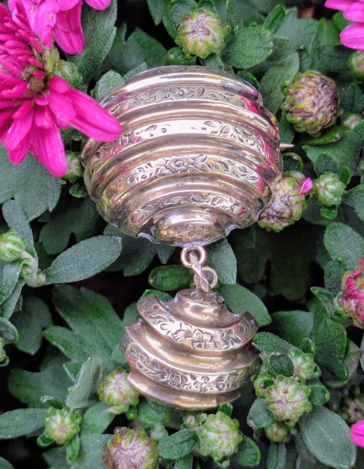 Early Victorian Hot Air Balloon Mourning Brooch with glazed locket, circa 1845