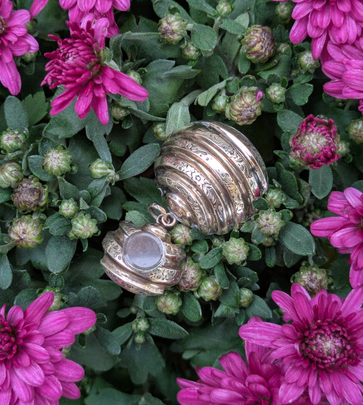 Early Victorian Hot Air Balloon Mourning Brooch with glazed locket, circa 1845