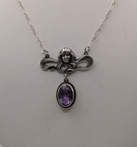 Nouveau Sterling Silver Lady Necklace with amethyst