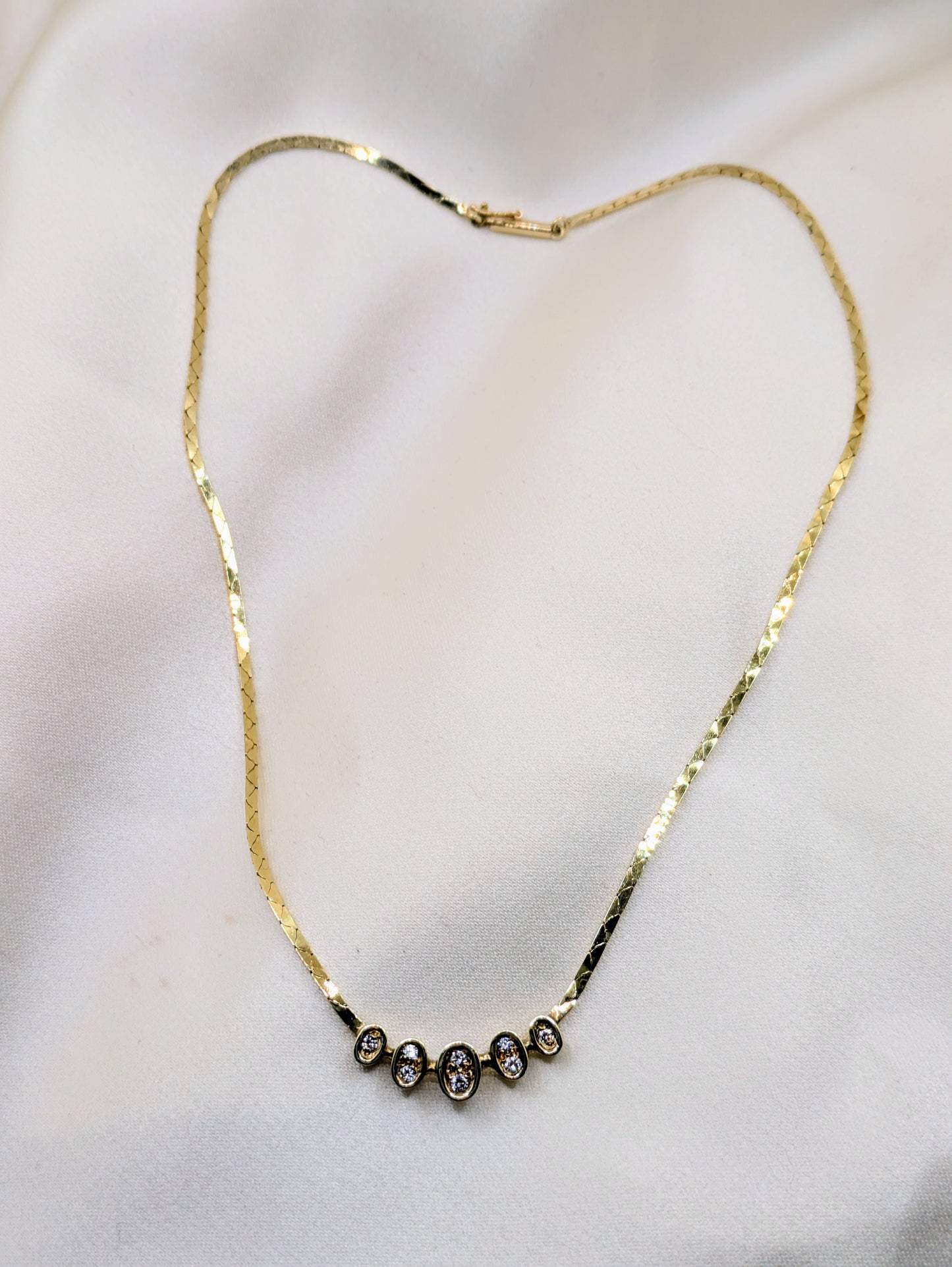 vintage 1980s 14k Gold Cobra link Diamond necklace