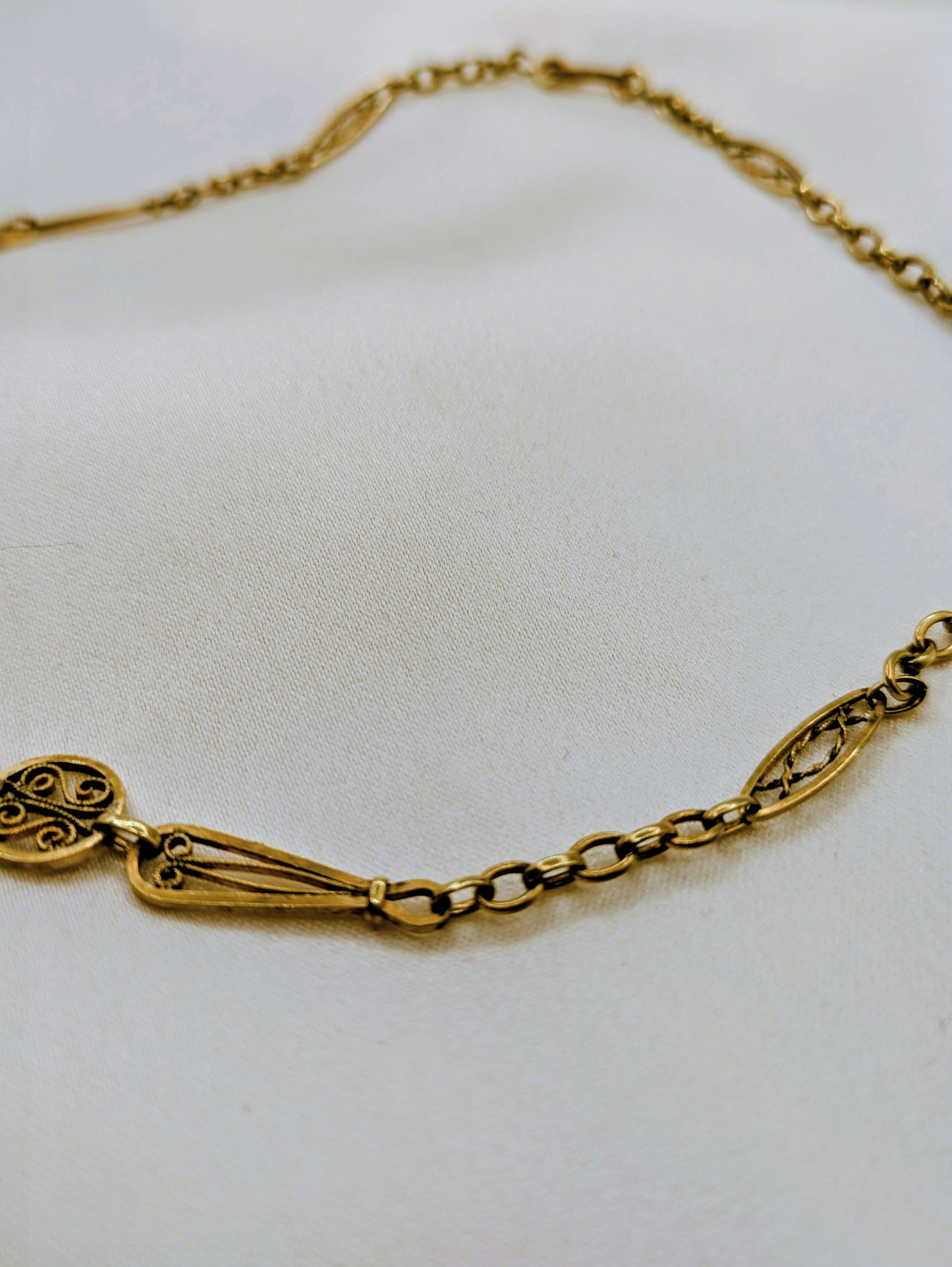 Edwardian Filigree Necklace 16.5"
