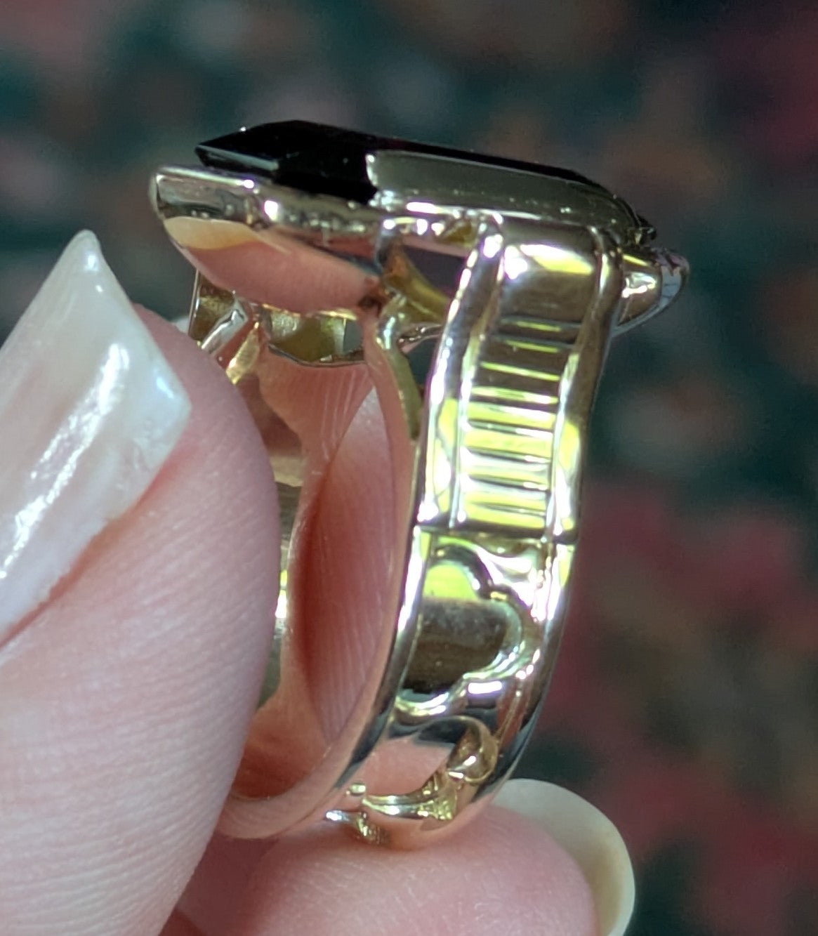 Victorian heavy 14k gold large emerald cut Rhodalite Garnet with Clover embossed band signet cigar ring