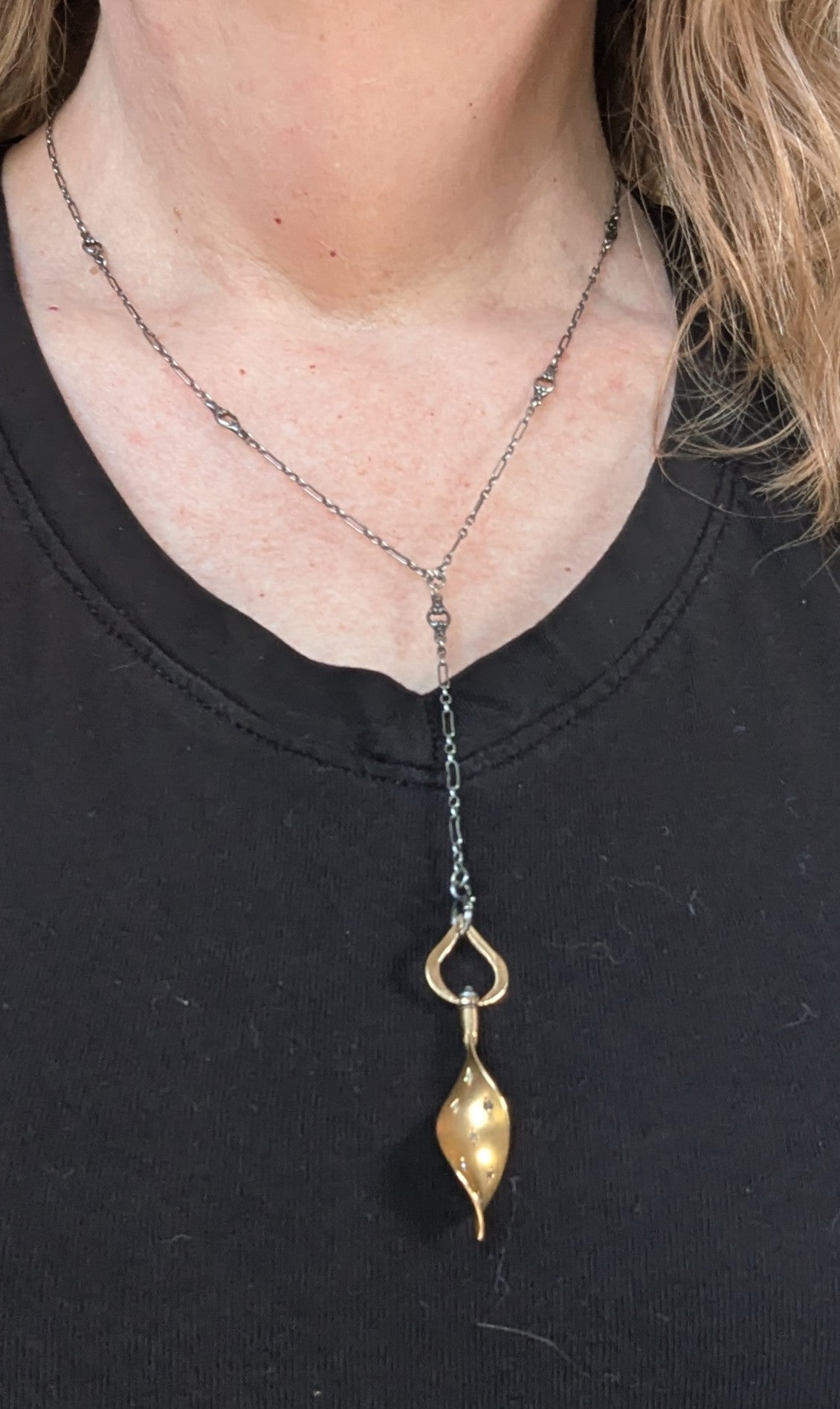 Fabulous and unique 18k French hatpin conversion Pendant with diamonds set Ajoure